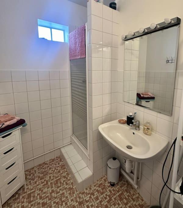 Lumineux Et Spacieux Appartement Paris Exterior photo